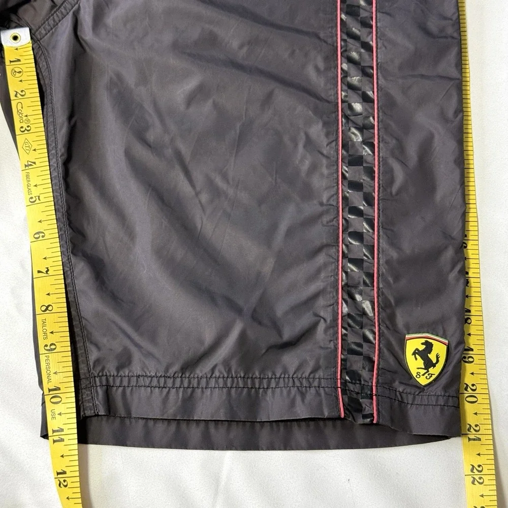 Ferrari Swim Trunks Size S Gray White Mesh Board Shorts‎ Logo Italy Racing Rare